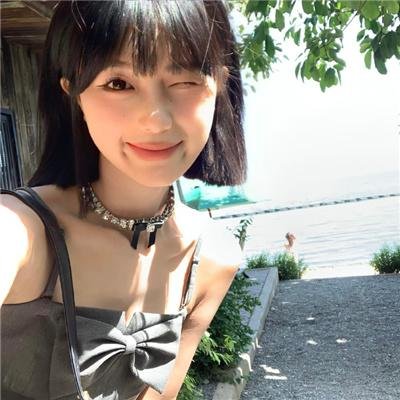 那年盛夏我们绽放如花